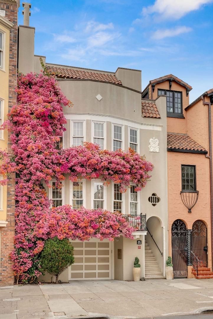 Attached, Exterior, Facade, Spanish Mediterranean