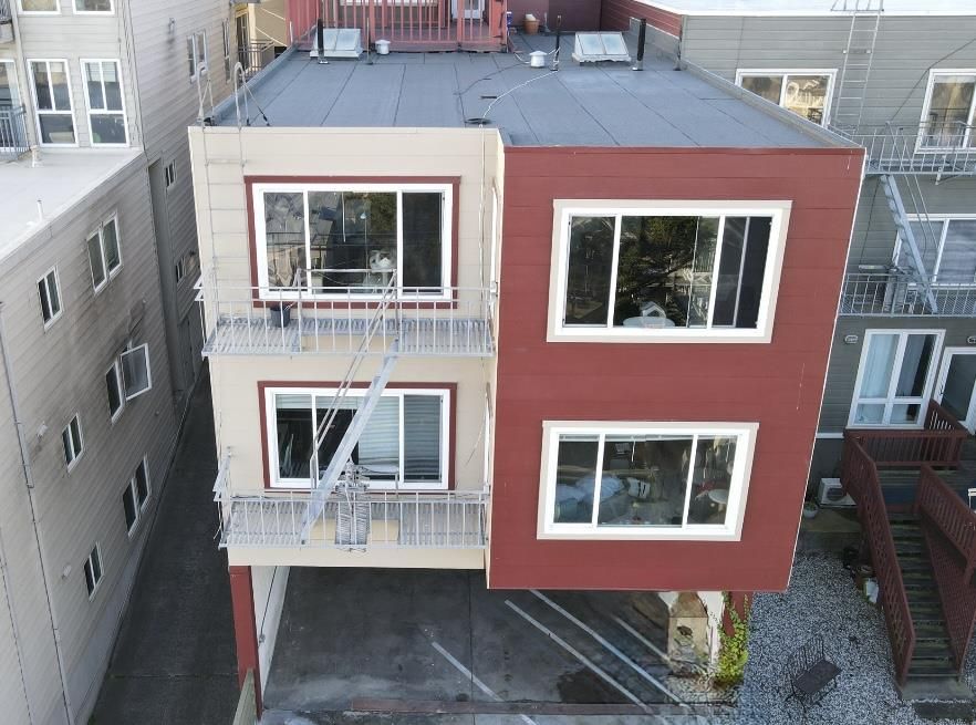 Exterior, Drone