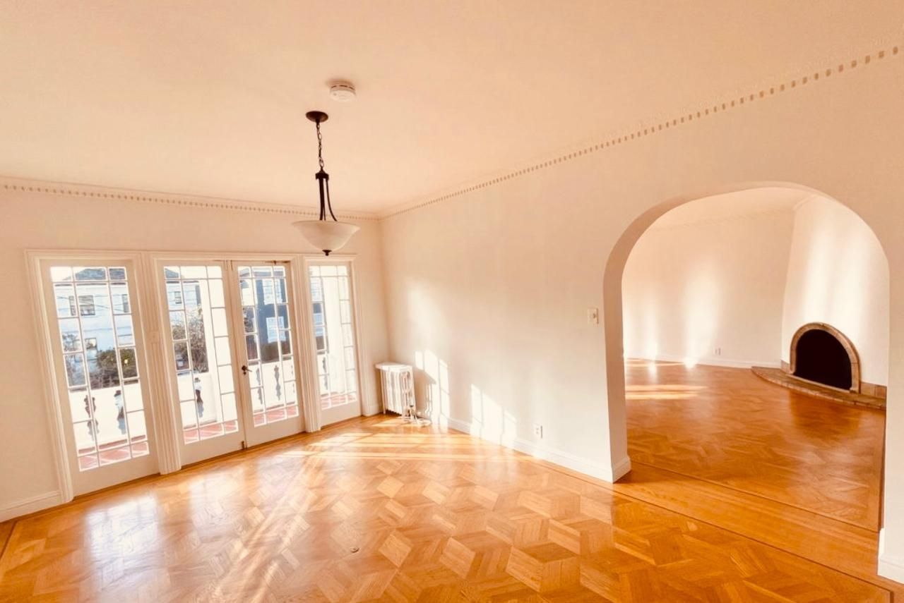Empty room, Interior, Pendant Lights, Wood Texture Flooring