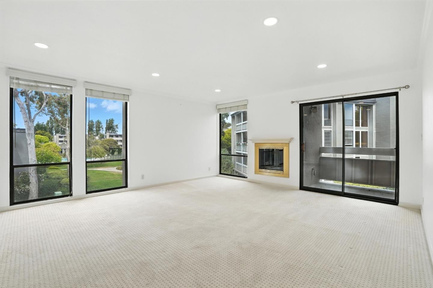 Empty room, Fireplace, Interior, Recessed Lighting