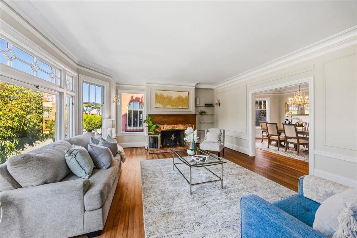 Chandelier, Dining room, Fireplace, Interior, Living room, Wood Texture Flooring