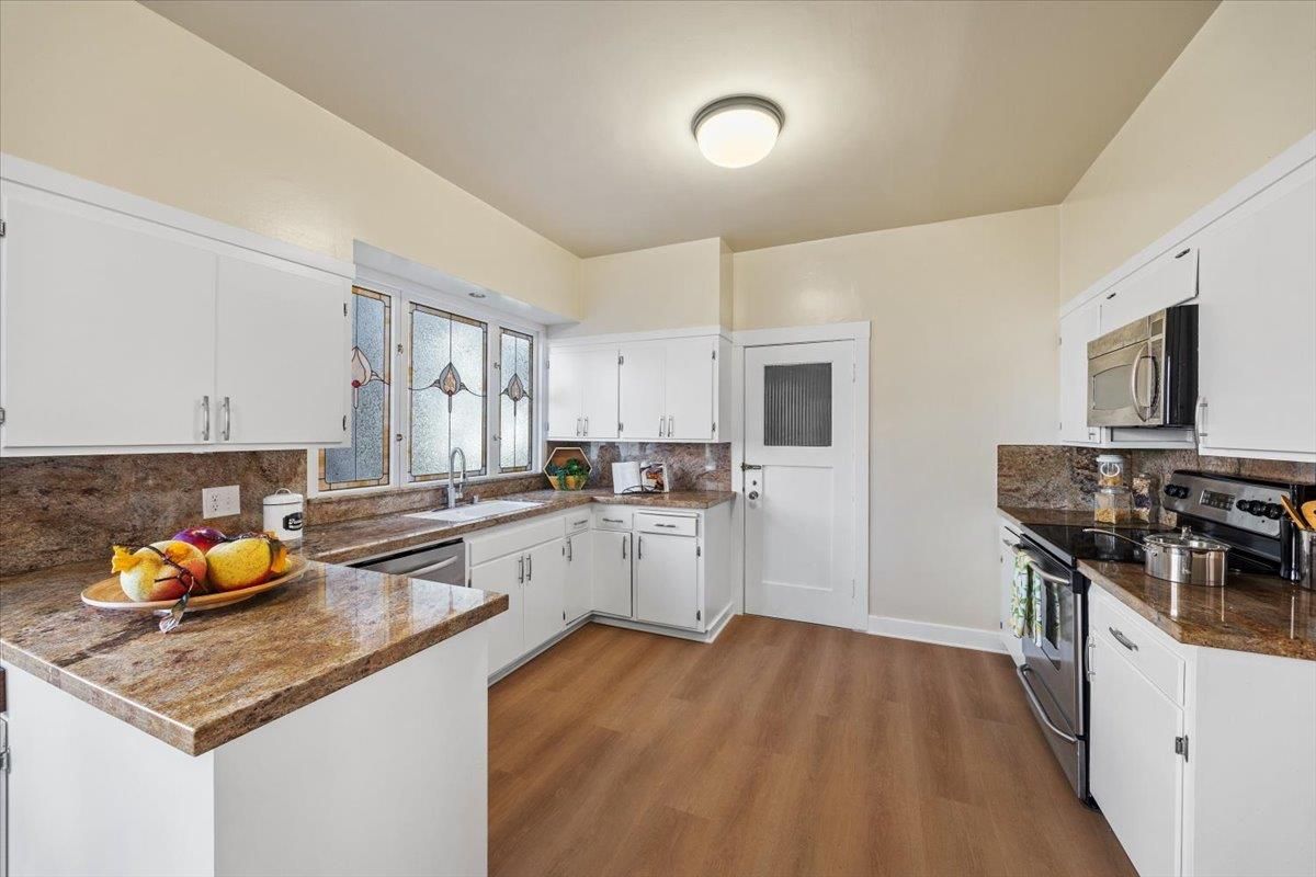 Interior, Kitchen, Wood Texture Flooring