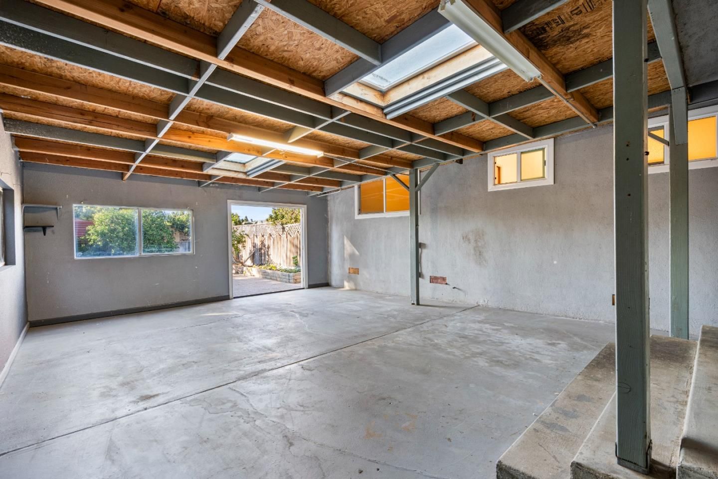 Interior, Wooden Beams