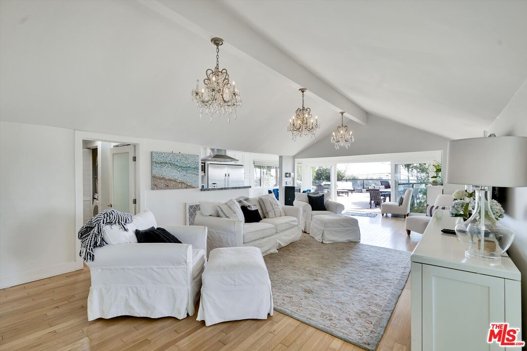 Chandelier, Dining room, Interior, Living room, Wood Texture Flooring