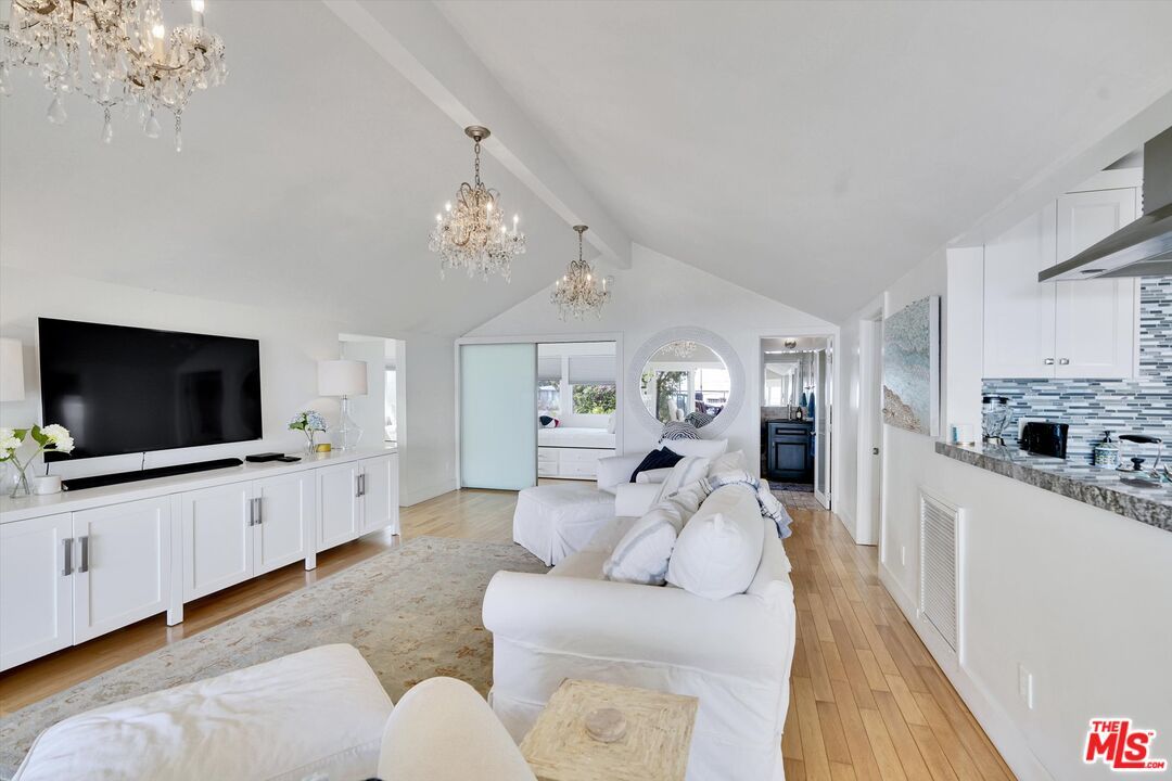 Chandelier, Interior, Kitchen, Living room, Wood Texture Flooring