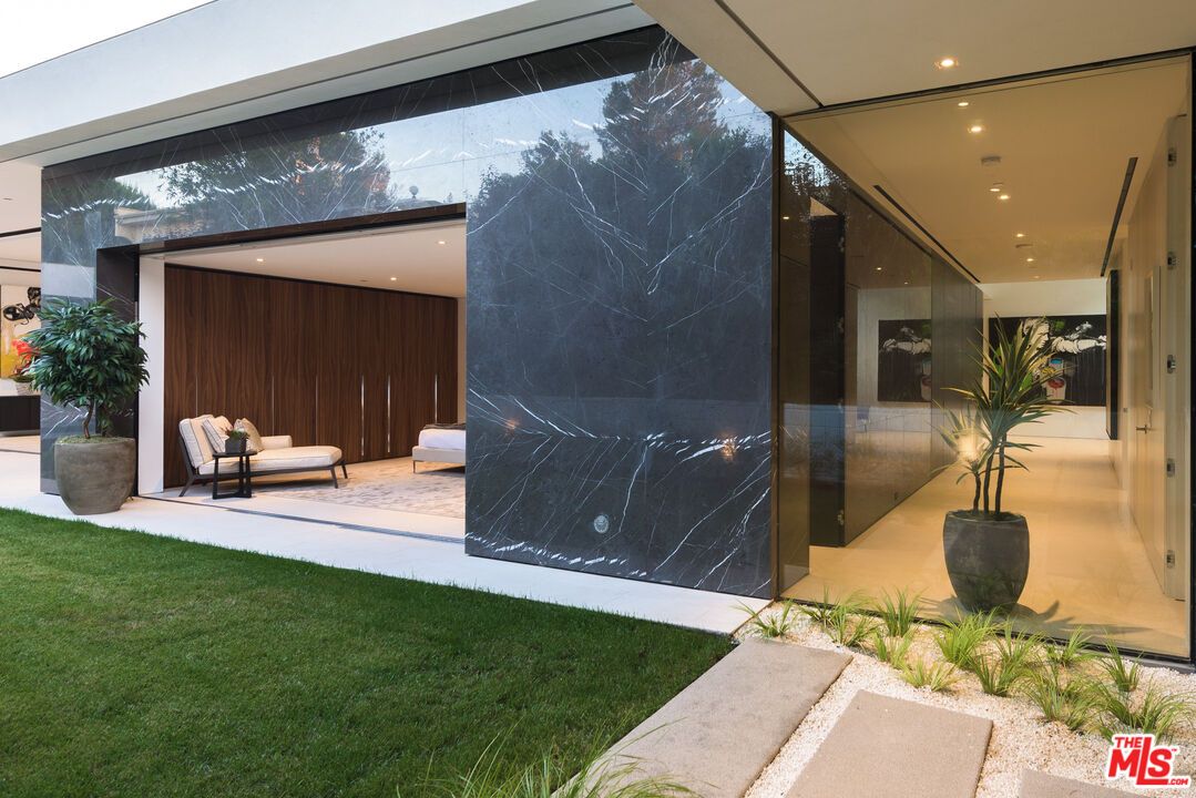 Exterior, Marble Walls, Recessed Lighting