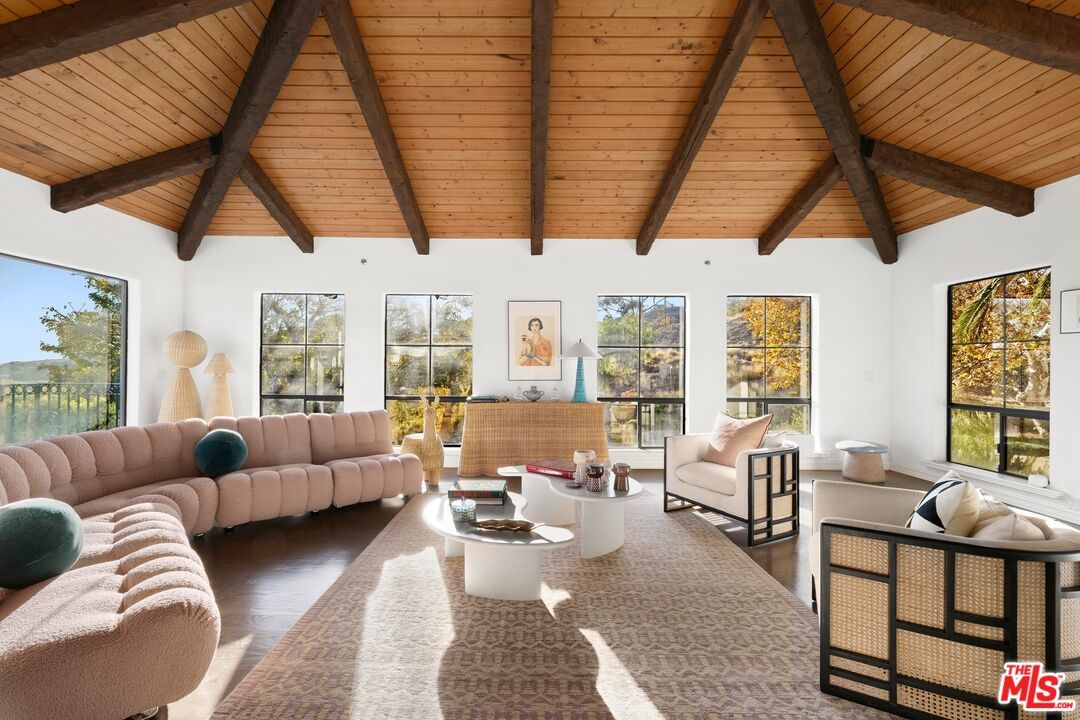 Interior, Living room, Wooden Beams, Wooden Ceilings, Wood Texture Flooring