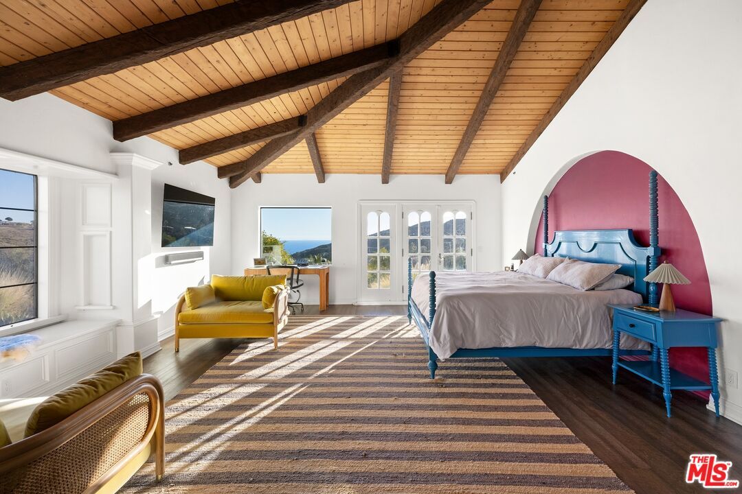 Bedroom, Interior, Wooden Beams, Wooden Ceilings, Wood Texture Flooring