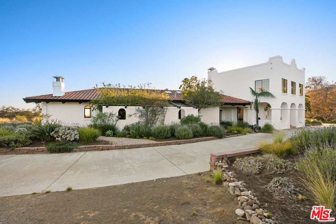 Backyard, Exterior, Facade, Spanish Mediterranean