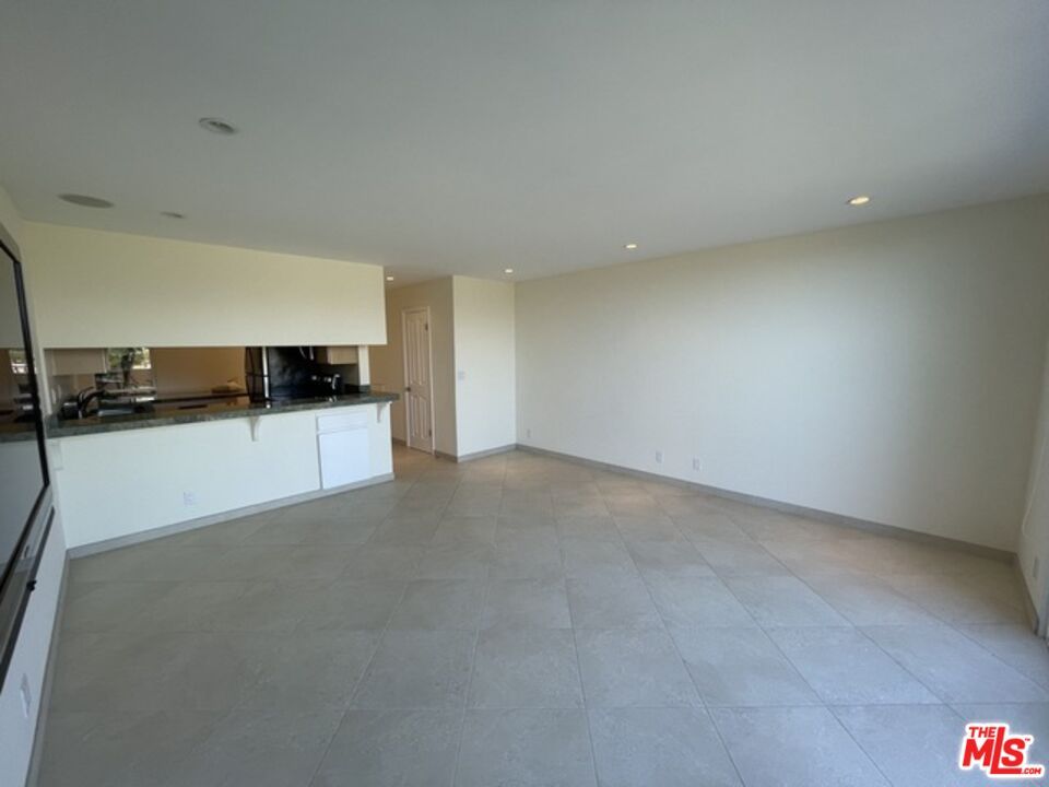 Empty room, Interior, Kitchen, Recessed Lighting