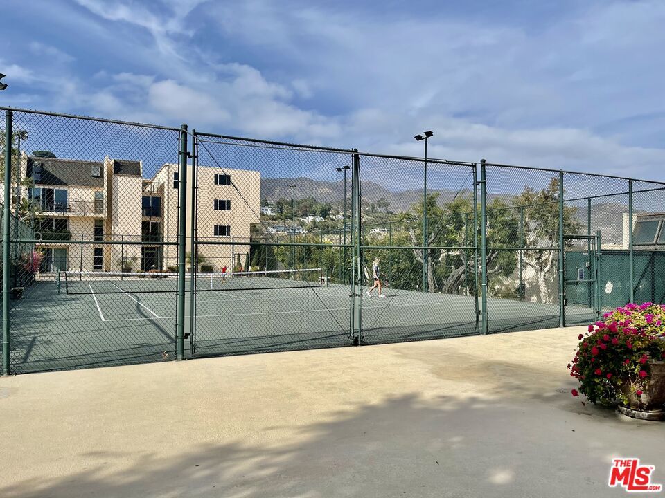 Exterior, Tennis Courts