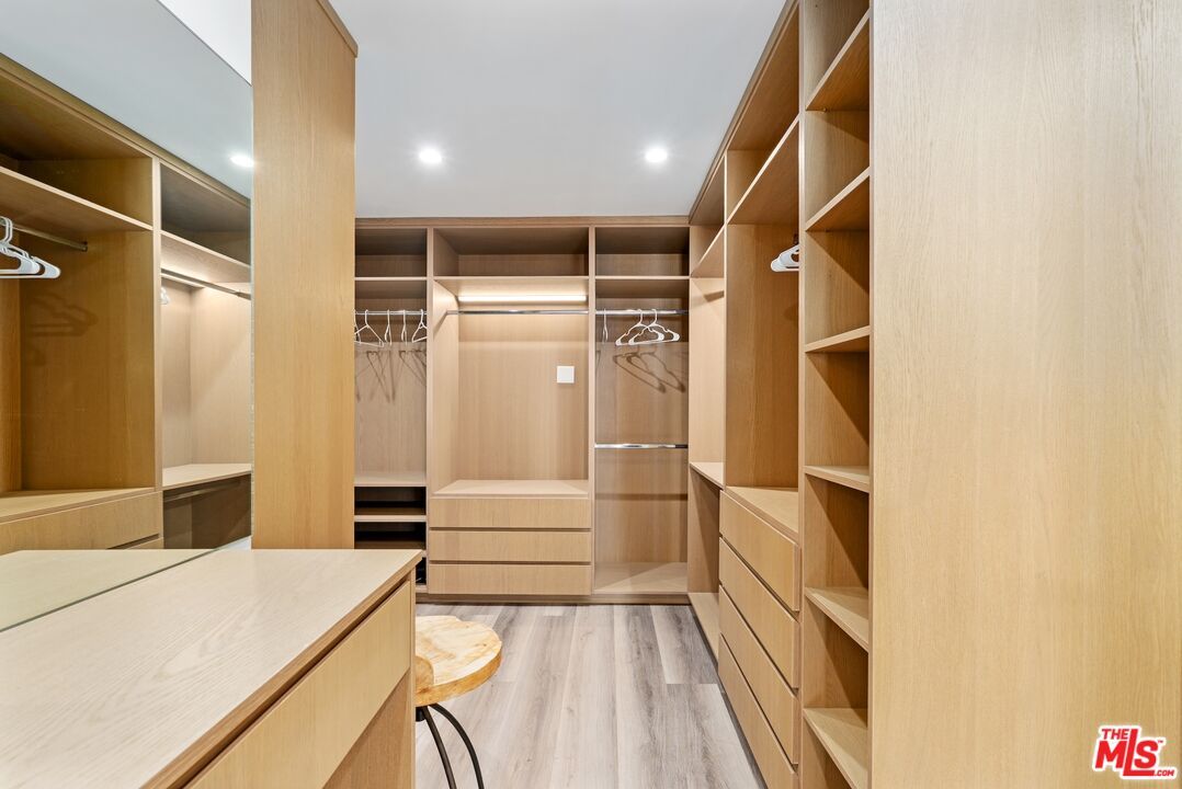 Interior, Recessed Lighting, Walk-in Closets, Wood Texture Flooring