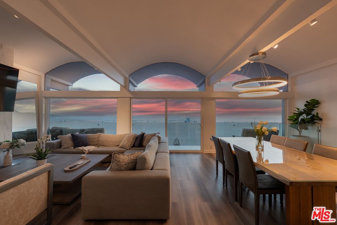 Dining room, Interior, Living room, Pendant Lights, Recessed Lighting, Water, Wood Texture Flooring