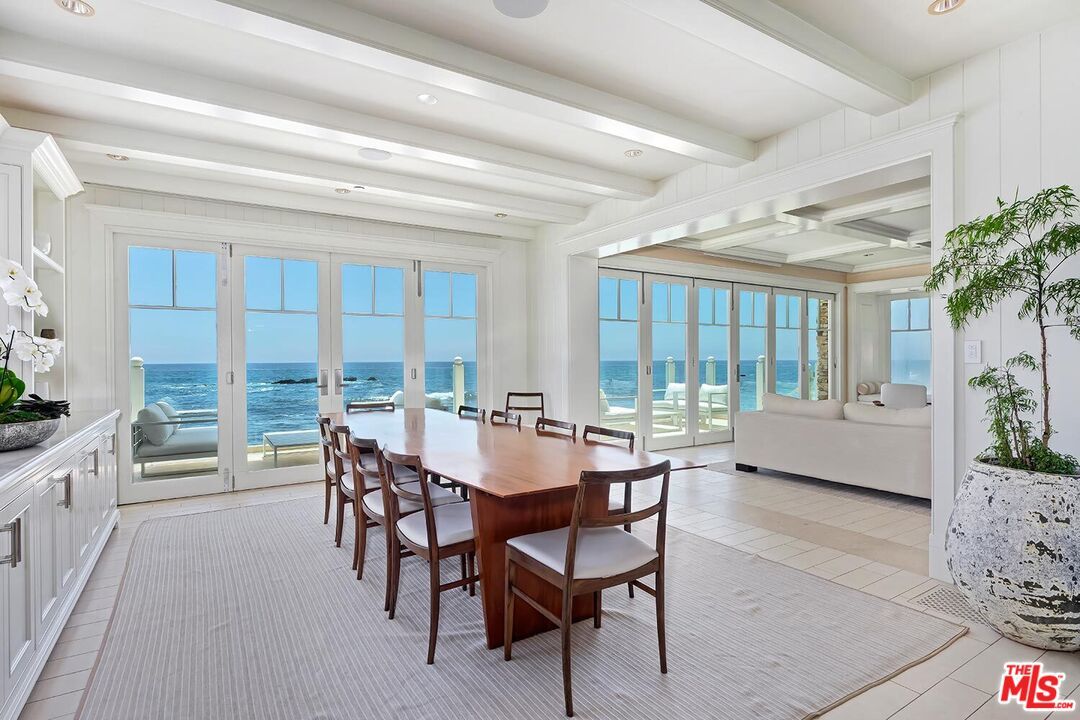 Dining room, Interior, Living room, Recessed Lighting, Water