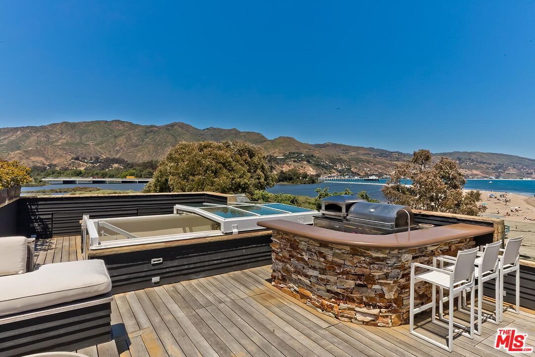 Water, Exterior, Pool, Other