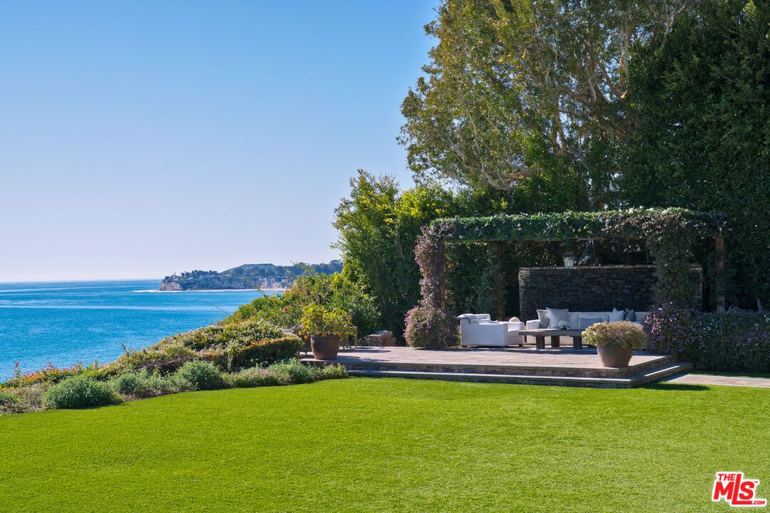 Backyard, Exterior, Water