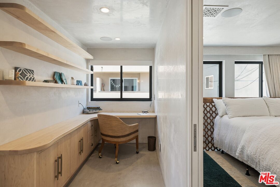 Home Office, Interior, Recessed Lighting