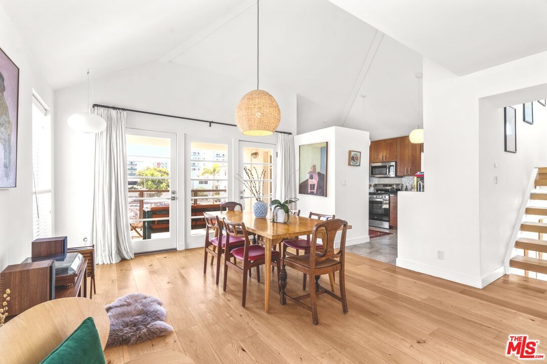 Dining room, Interior, Kitchen, Pendant Lights, Stainless Steel Appliances, Wood Texture Flooring