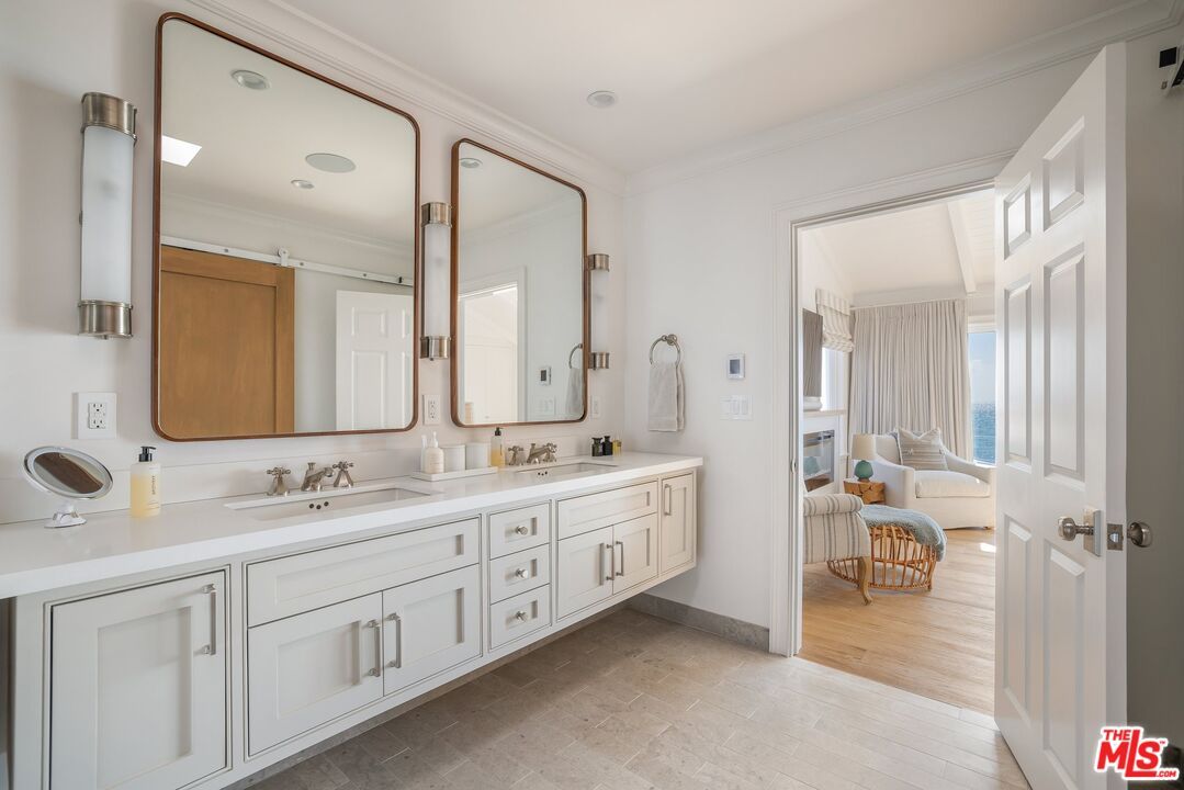 Bathroom, Dual Sink Vanities, Interior, Recessed Lighting, Wood Texture Flooring