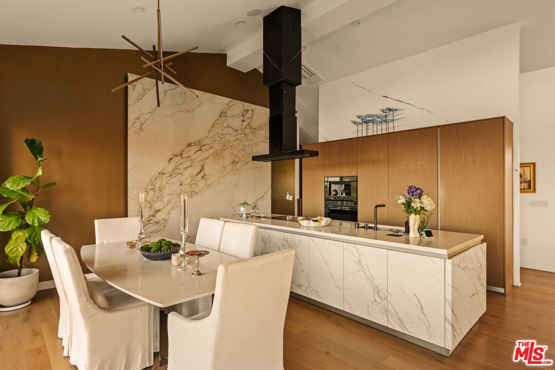 Dining room, Interior, Kitchen, Marble Walls, Recessed Lighting, Wood Texture Flooring