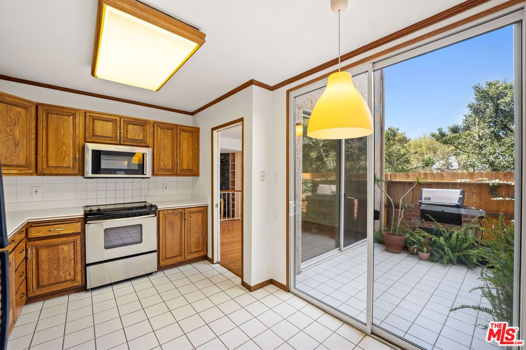 Interior, Kitchen, Pendant Lights