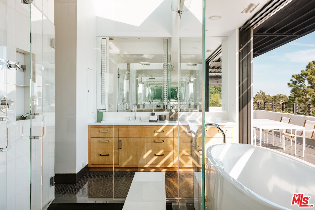 Bathroom, Free Standing Baths, Glass Shower, Interior