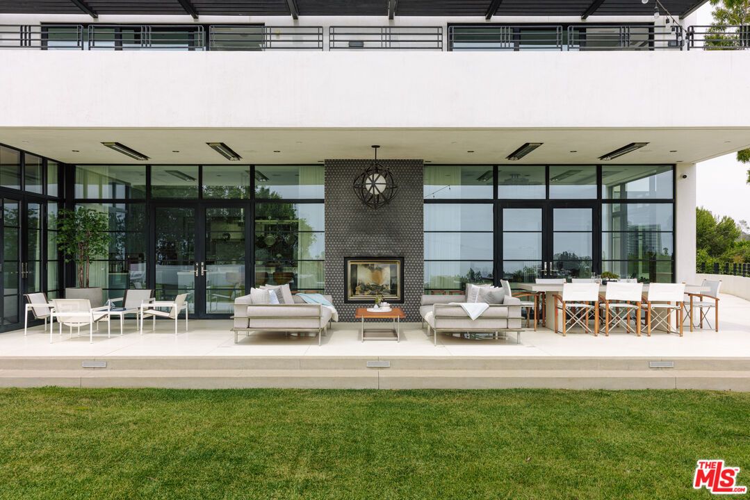 Backyard, Exterior, Fireplace