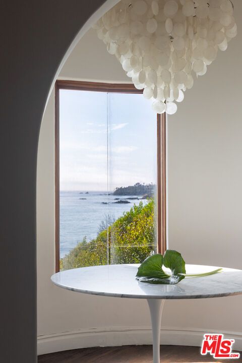 Chandelier, Interior, Water, Wood Texture Flooring