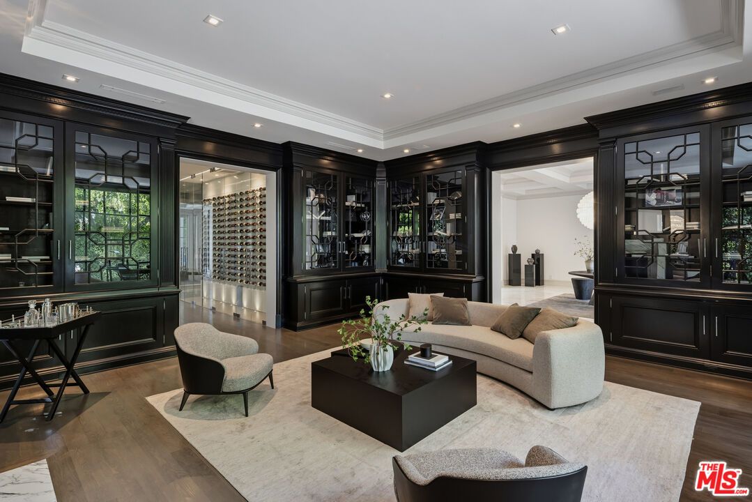 Interior, Living room, Recessed Lighting, Wine Storage, Wood Texture Flooring