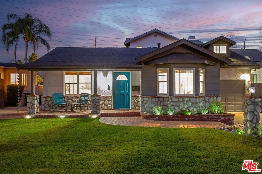 Backyard, Exterior, Facade, American Craftsman