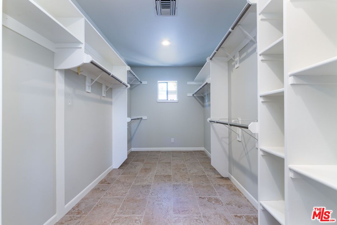 Interior, Recessed Lighting, Walk-in Closets