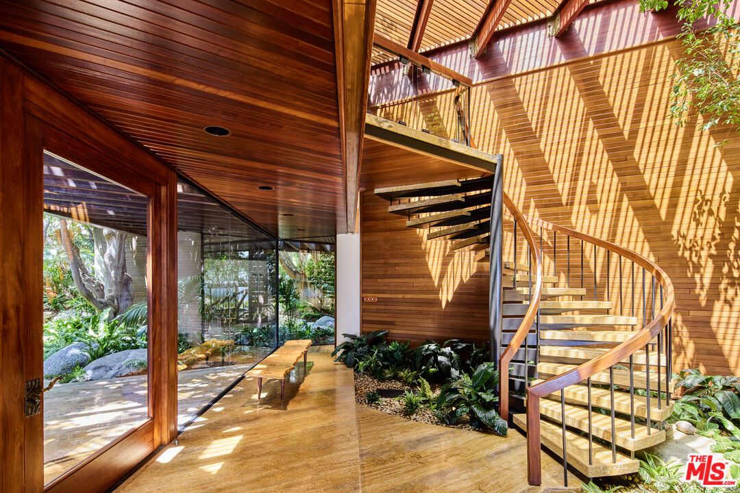 Interior, Recessed Lighting, Wooden Ceilings, Wood Texture Flooring