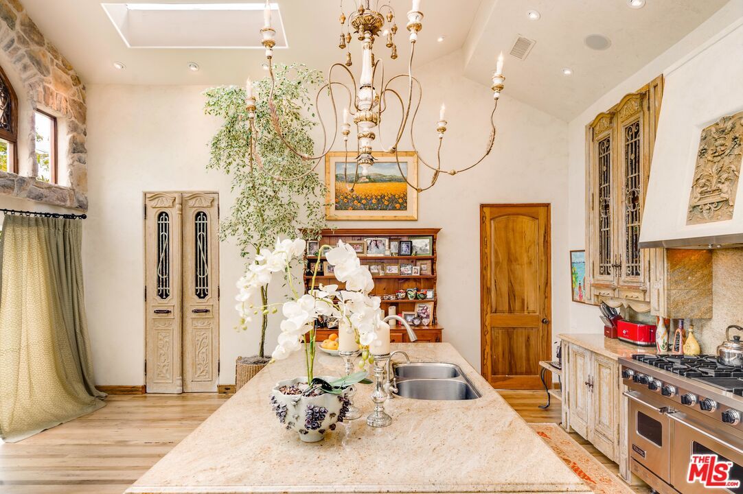 Chandelier, Interior, Kitchen, Recessed Lighting, Stainless Steel Appliances, Wood Texture Flooring