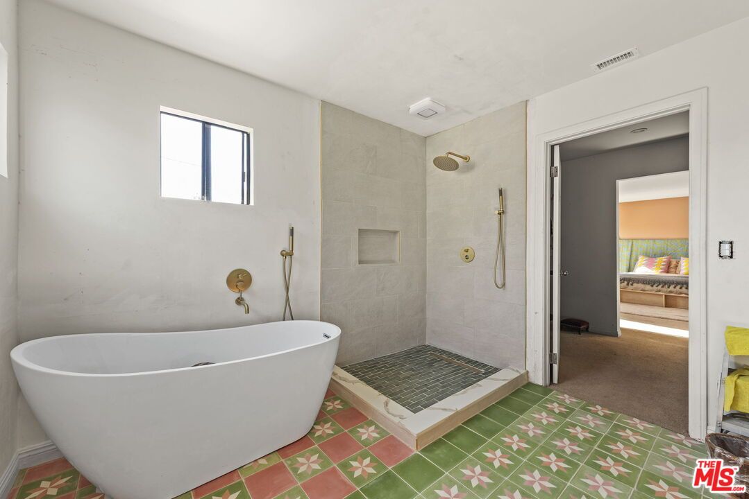 Bathroom, Free Standing Baths, Glass Shower, Interior