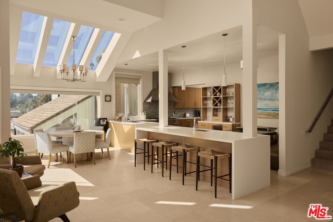 Dining room, Interior, Kitchen, Pendant Lights, Recessed Lighting