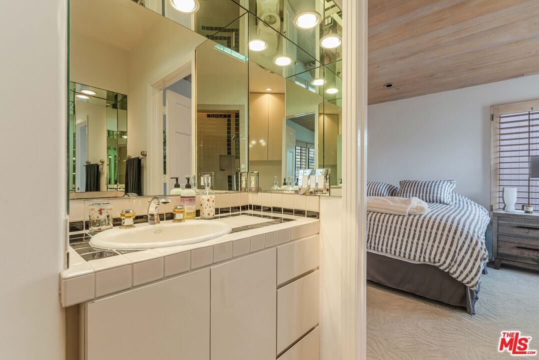 Bathroom, Bedroom, Dual Sink Vanities, Interior, Tile Countertops