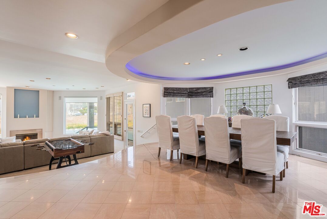 Dining room, Fireplace, Interior, Living room, Recessed Lighting