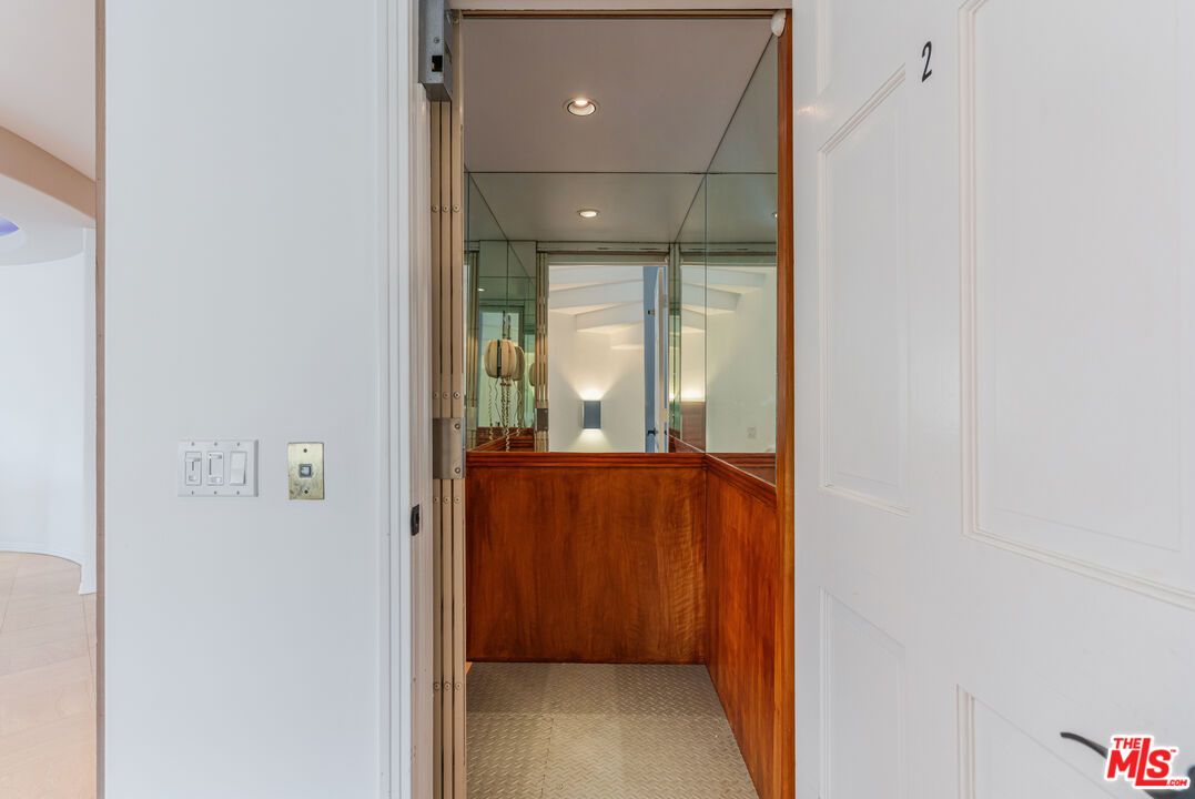 Elevator, Interior, Recessed Lighting