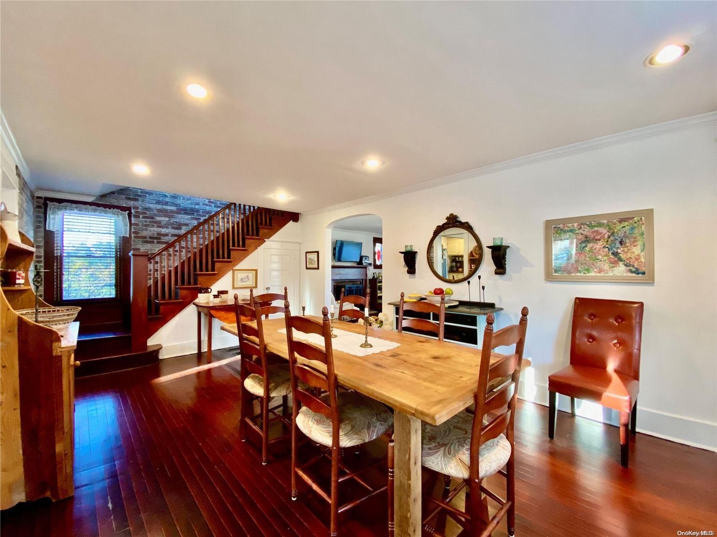 Dining room, Interior, Recessed Lighting, Stone Walls, Wood Texture Flooring