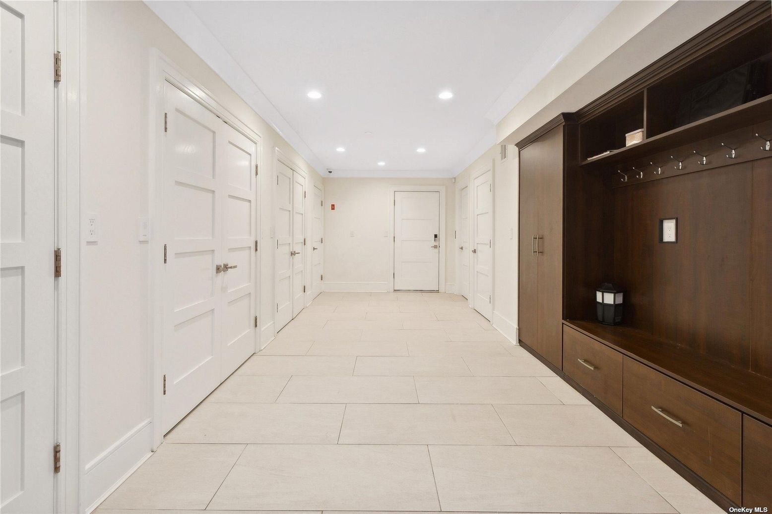 Interior, Recessed Lighting