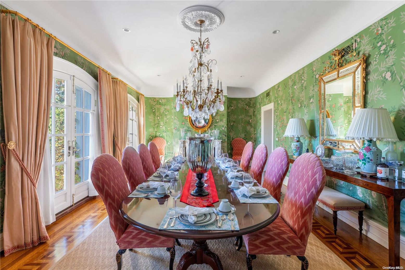 Chandelier, Dining room, Interior, Recessed Lighting, Wood Texture Flooring
