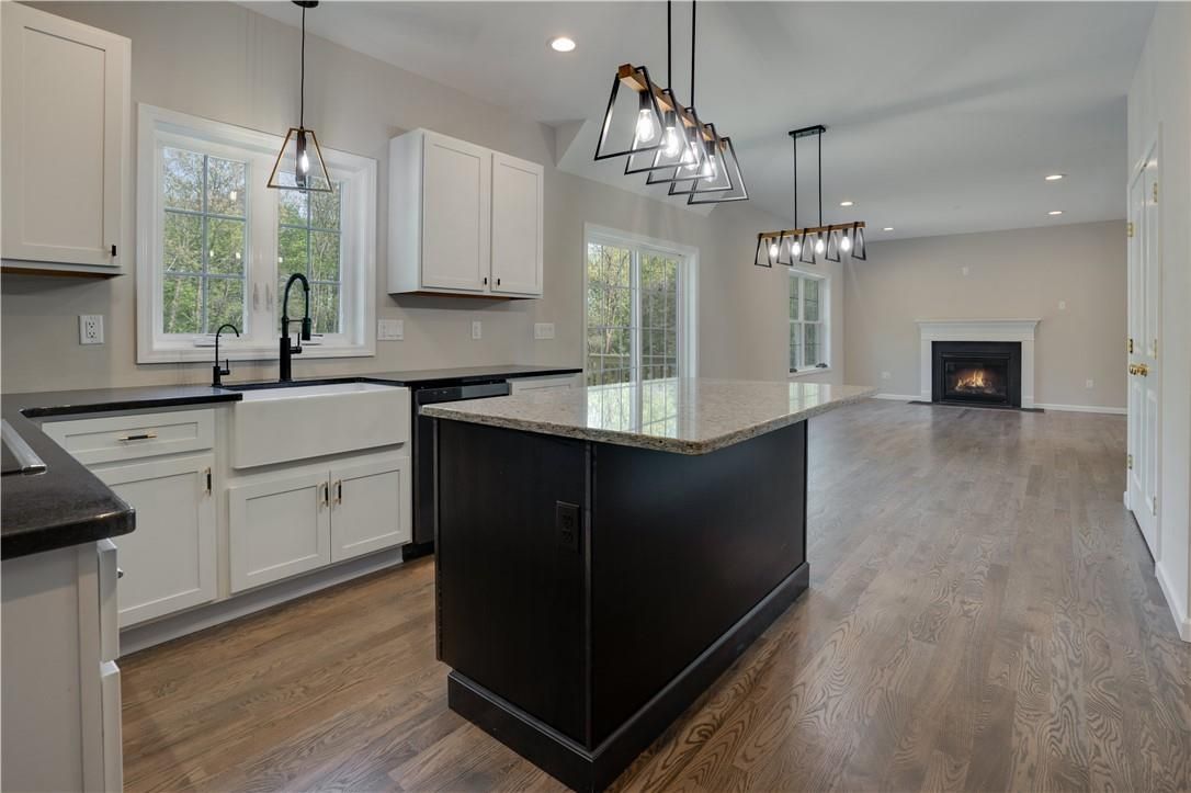 Fireplace, Interior, Kitchen, Pendant Lights, Recessed Lighting, Wood Texture Flooring