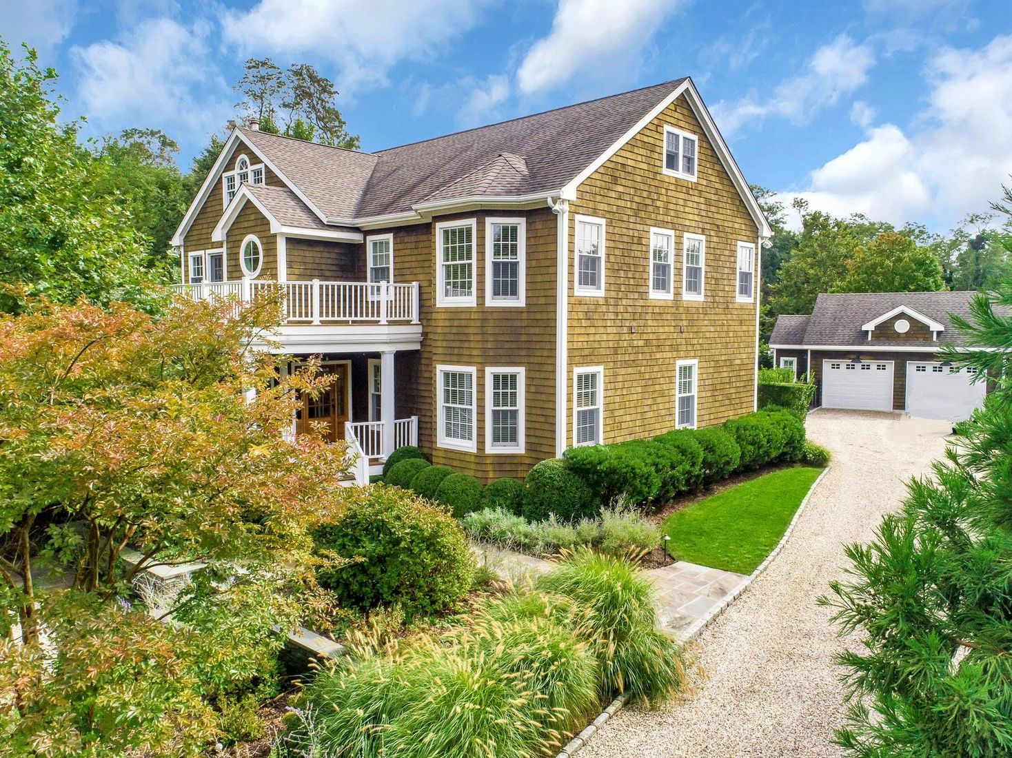 Detached Garage, Exterior, Facade, Brick Traditional