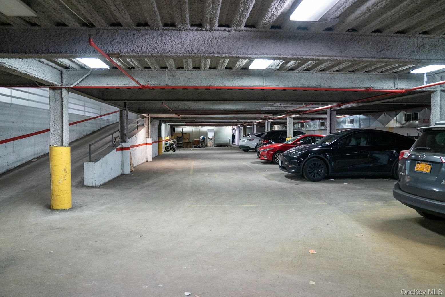 Garage, Interior