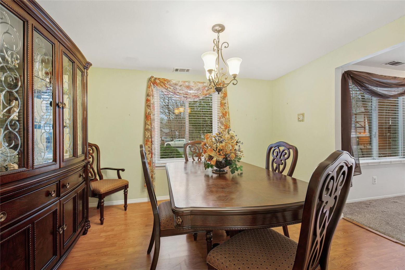 Chandelier, Dining room, Interior, Wood Texture Flooring