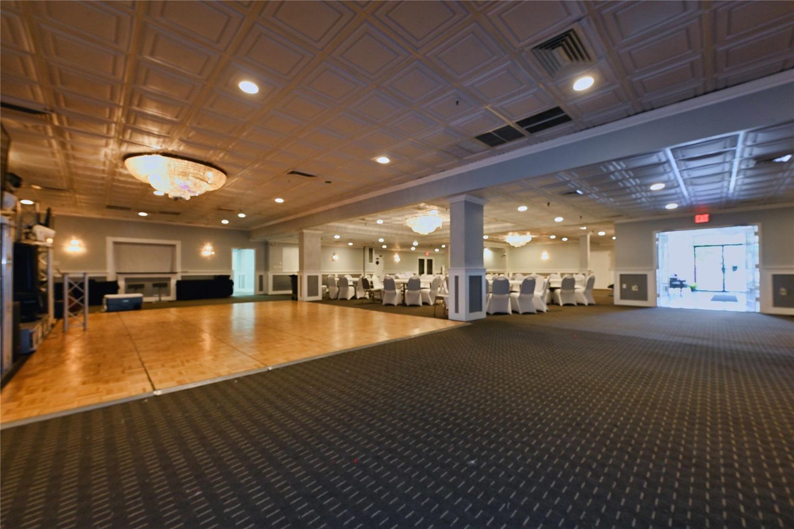 Chandelier, Interior, Recessed Lighting
