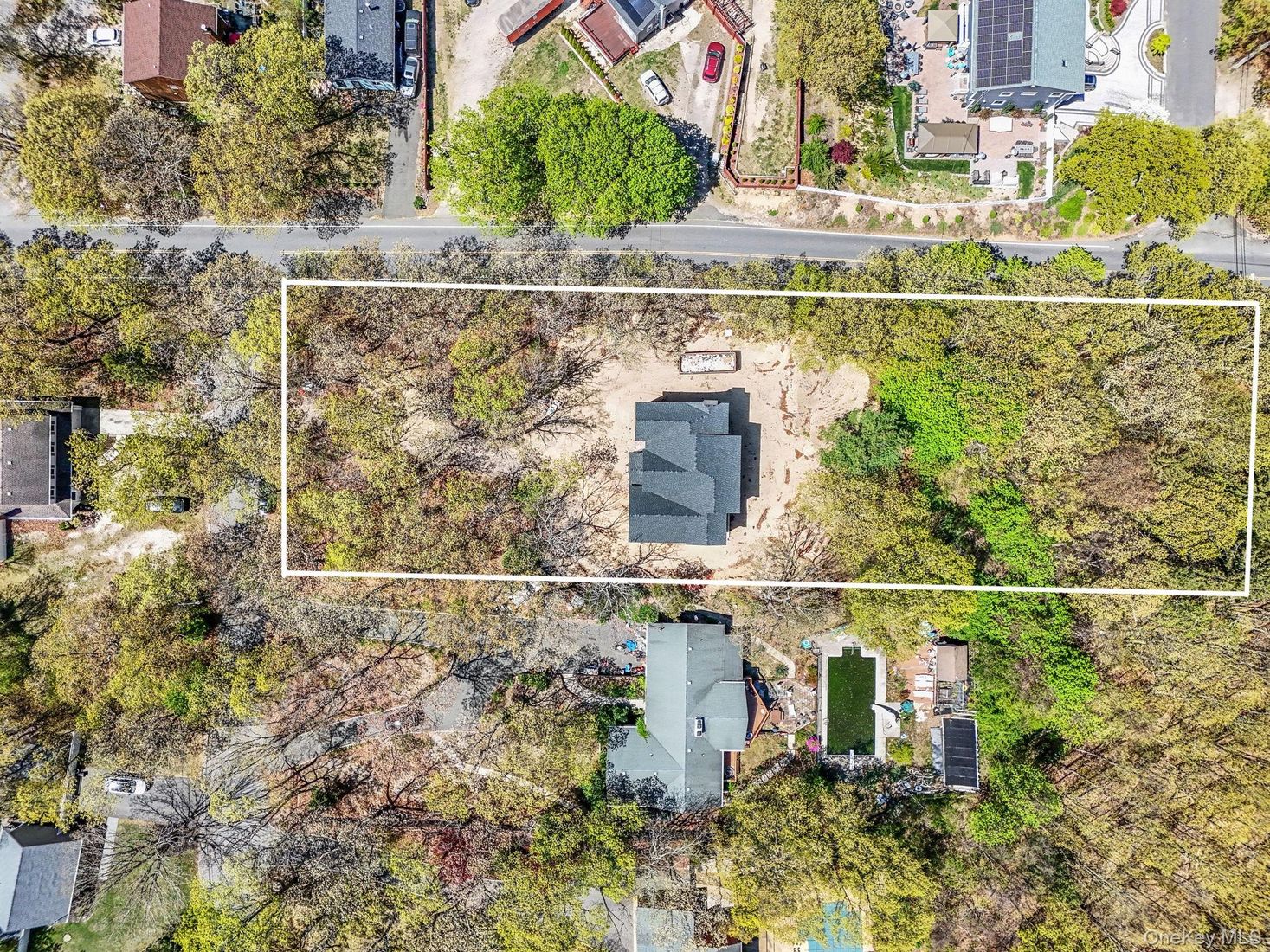 Exterior, Drone