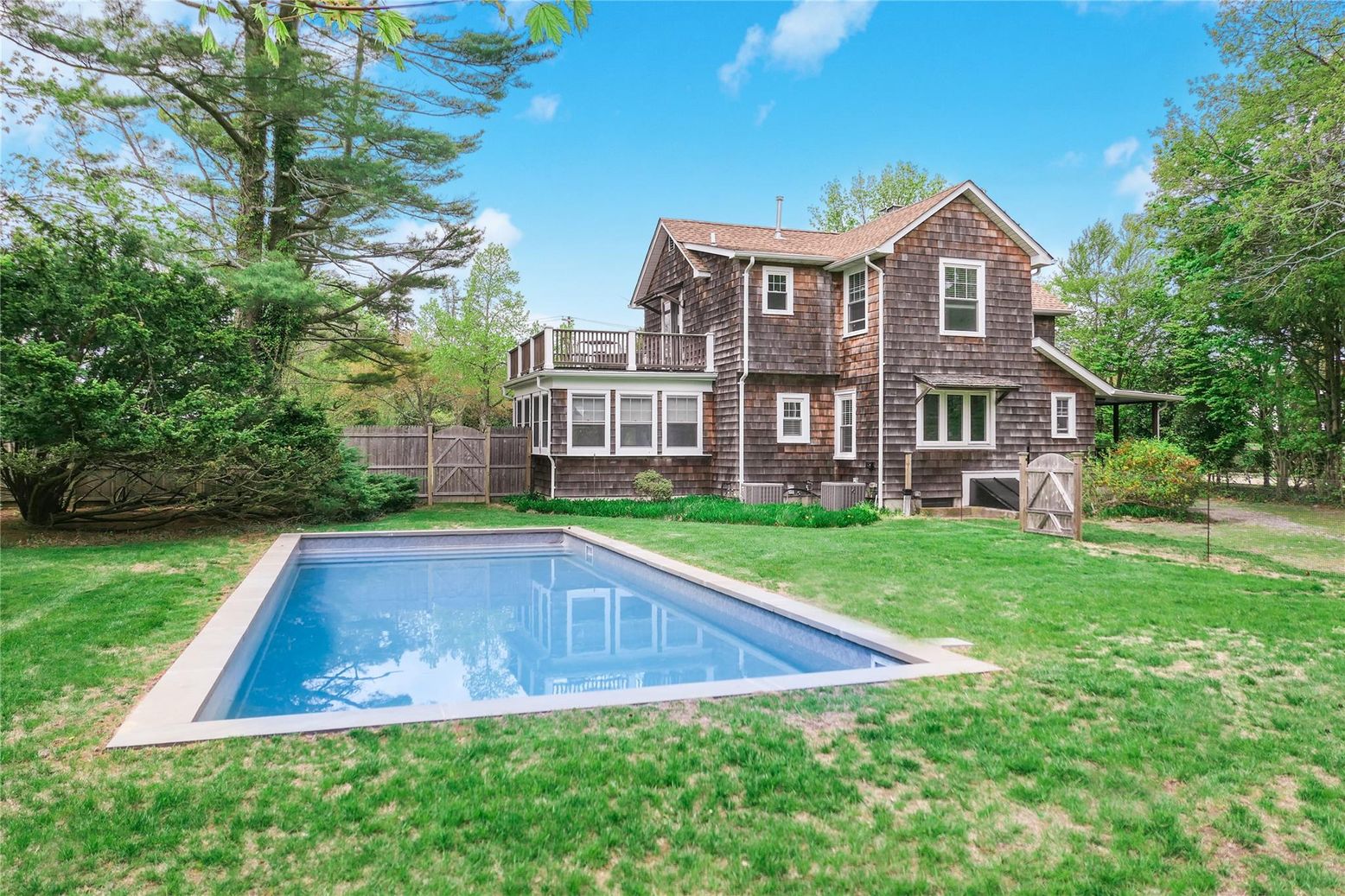 Backyard, Exterior, Pool