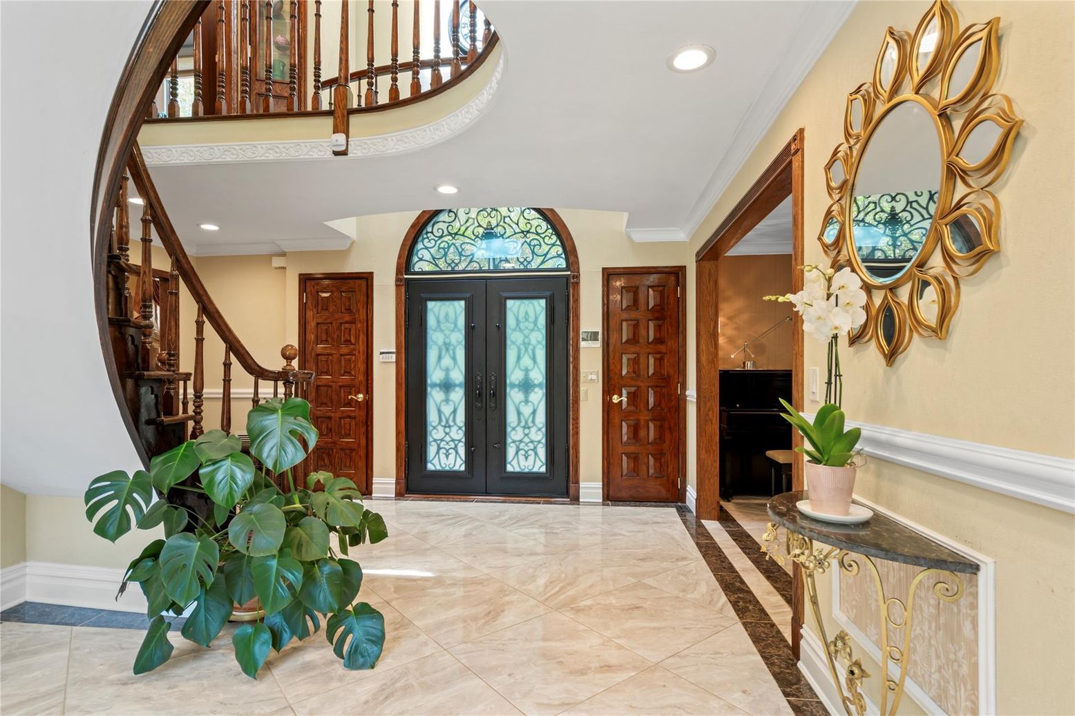 Interior, Recessed Lighting