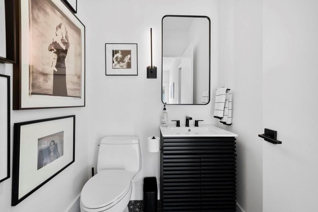 Bathroom, Interior